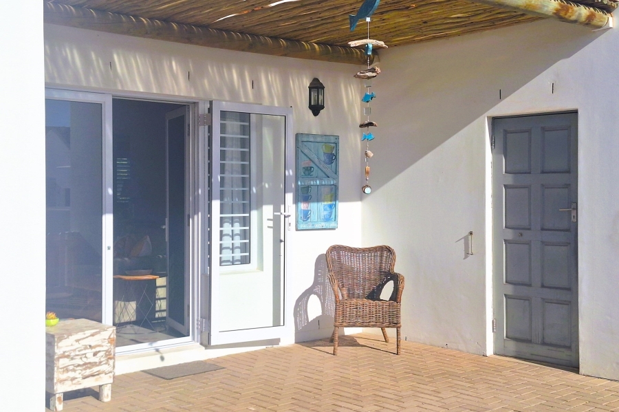 2 Bedroom Property for Sale in Britannia Bay Western Cape